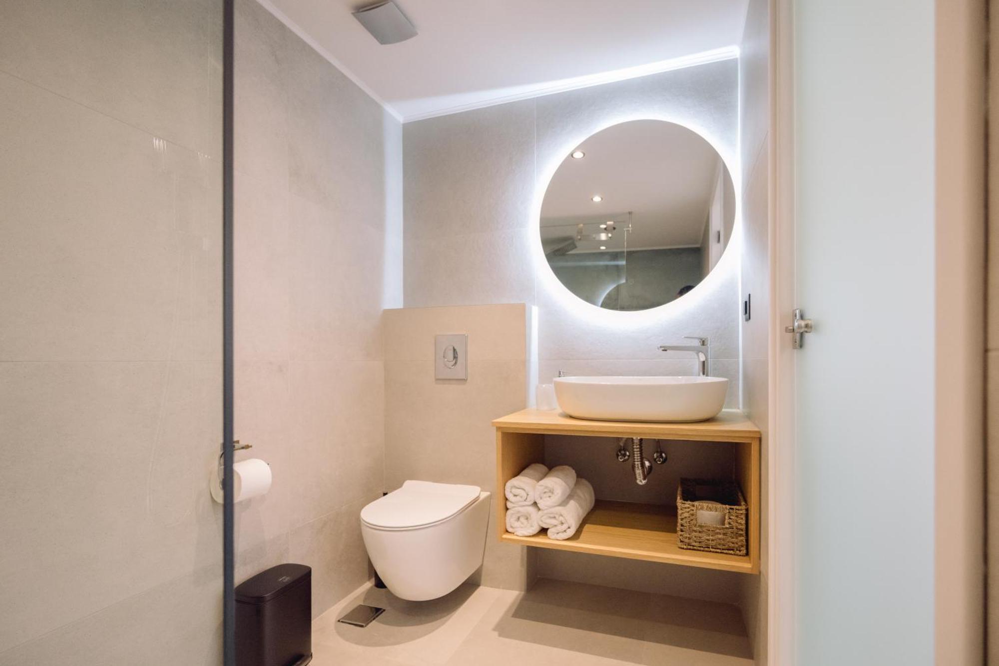 Arch Home, Luxury With Private Parking Vakantiehuis *